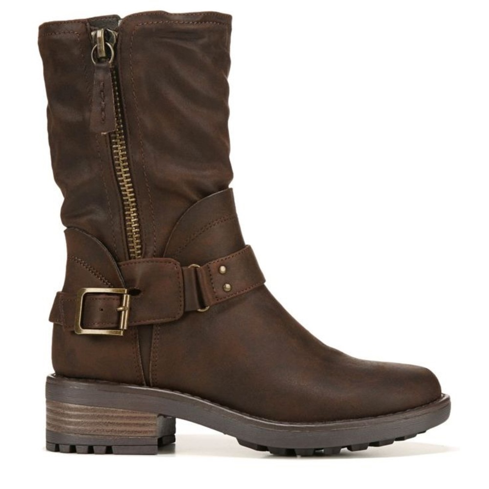 New in box boots size 8. Just too small for me